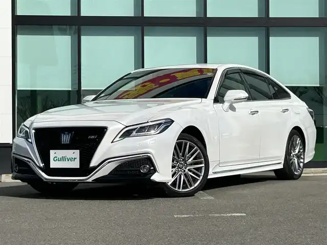 トヨタ クラウン ハイブリッド RS 和歌山県 2021(令3)年 4.4万km プレシャスホワイトパール 純正メーカーナビ/バックカメラ/フルセグTV/プリクラッシュセーフティー/レーダークルーズコントロール/ブラインドスポットモニター/クリアランスソナー/純正アルミホイール/純正フロアマット/ハーフレザーシート/ビルトインETC/パワーシート/シートヒーター/LEDヘッドライト/フォグランプ/オートライト/オートマチックハイビーム