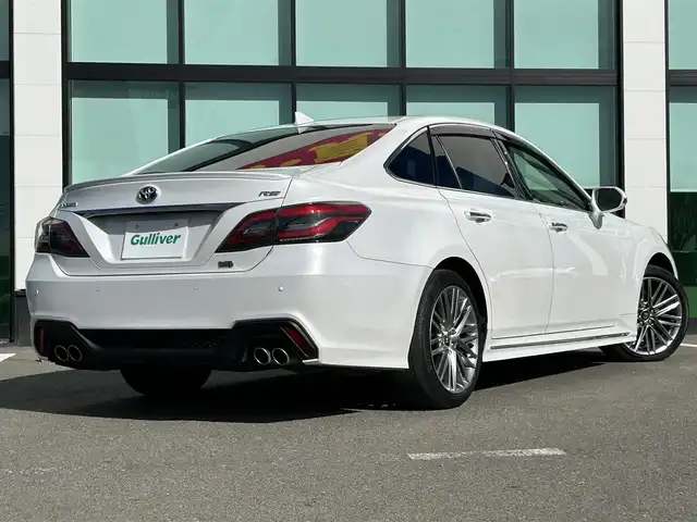 トヨタ クラウン ハイブリッド RS 和歌山県 2021(令3)年 4.4万km プレシャスホワイトパール 純正メーカーナビ/バックカメラ/フルセグTV/プリクラッシュセーフティー/レーダークルーズコントロール/ブラインドスポットモニター/クリアランスソナー/純正アルミホイール/純正フロアマット/ハーフレザーシート/ビルトインETC/パワーシート/シートヒーター/LEDヘッドライト/フォグランプ/オートライト/オートマチックハイビーム