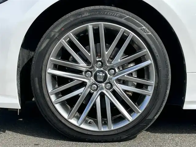 トヨタ クラウン ハイブリッド RS 和歌山県 2021(令3)年 4.4万km プレシャスホワイトパール 純正メーカーナビ/バックカメラ/フルセグTV/プリクラッシュセーフティー/レーダークルーズコントロール/ブラインドスポットモニター/クリアランスソナー/純正アルミホイール/純正フロアマット/ハーフレザーシート/ビルトインETC/パワーシート/シートヒーター/LEDヘッドライト/フォグランプ/オートライト/オートマチックハイビーム