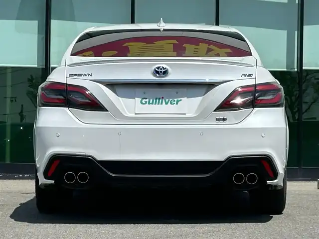 トヨタ クラウン ハイブリッド RS 和歌山県 2021(令3)年 4.4万km プレシャスホワイトパール 純正メーカーナビ/バックカメラ/フルセグTV/プリクラッシュセーフティー/レーダークルーズコントロール/ブラインドスポットモニター/クリアランスソナー/純正アルミホイール/純正フロアマット/ハーフレザーシート/ビルトインETC/パワーシート/シートヒーター/LEDヘッドライト/フォグランプ/オートライト/オートマチックハイビーム