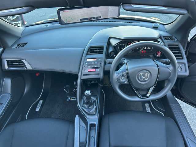 ホンダ Ｓ６６０ β 長野県 2021(令3)年 5.9万km ナイトホークブラックパール ・ロールトップ/・デジタルインナーミラー/・前後ドラレコ/・純正15インチAW/・純正フロアマット/・AUX/USB/AM/FM/・ETC/・ターボ/・社外マフラー/・スペアキー/・オートライト