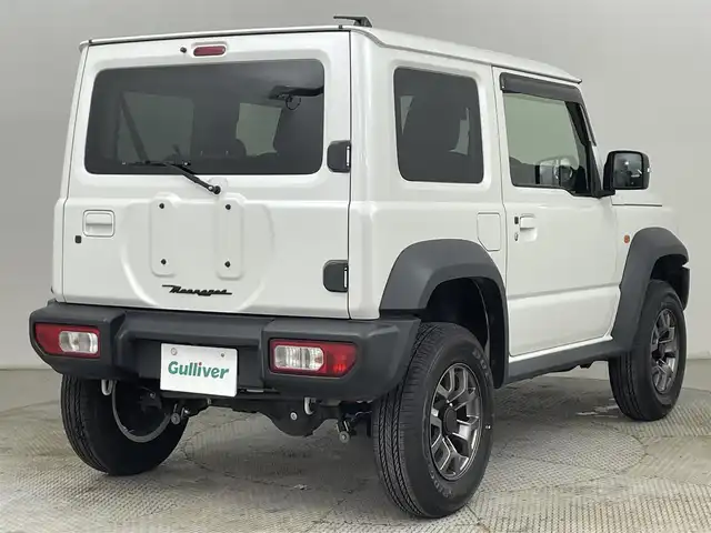 スズキ ジムニー シエラ JC 道央・札幌 2020(令2)年 4.1万km ピュアホワイトパール ・ワンオーナー/・４WD/・リフトアップ/・純正8インチナビ/　CD/DVD/SD/BT/フルセグ/・バックカメラ/・ビルトインETC/・アイドリングストップ/・衝突軽減ブレーキ/・クルーズコントロール/・レーンキープアシスト/・前席シートヒーター/・シートカバー/・LEDヘッドライト/・フォグライト/・オートライト/・プッシュスタート/・スマートキー/・純正AW