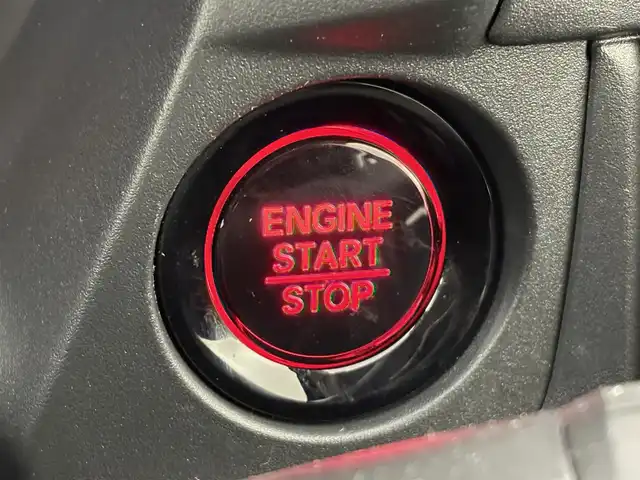 ホンダ ＷＲ－Ｖ Z 福岡県 2024(令6)年 1.4万km クリスタルブラックパール ETC /ドライブレコーダー　/ホンダセンシング　/衝突被害軽減ブレーキ　/レーンキープアシスト　/レーダークルーズコントロール　/ハーフレザーシート　/オートライト　/LEDヘッドライト　/フォグランプ