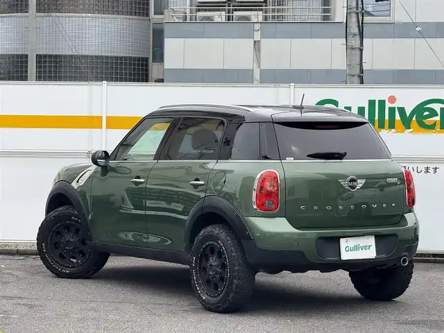 ＭＩＮＩ ミニ クロスオーバー クーパー D 愛知県 2015(平27)年 7.1万km ジャングルグリーン /正規ディーラー車//禁煙車//ジャングルグリーン//ミントパッケージ//バイキセノンオートヘッドライト//LEDフォグランプ//レインセンサー//ヒ―テッドウィンドスクリーン//BFグッドリッチオフロードタイヤ//ALL-TERRAIN T/A KO2//社外16インチアルミホイール//リフトアップ//社外オーバーフェンダー//社外ミラーカバー//カロッツェリアナビ//フルセグ/Bluetooth/SD/CD/DVD/MSV/AUX//バックカメラ//ETC//前後ドライブレコーダー//社外ツイータースピーカー//社外ウーファー//MTモード付きAT//DSC//ルーフレール//グリーンインテリアパネル//革巻きステアリング//チルト＆テレスコピックステアリング//プッシュスタートボタン//スペアキー//フロアマット//シートリフター//電動格納ミラー//保証書//取扱説明書//ナビ取扱説明書//点検整備記録簿H28.29.R4.6