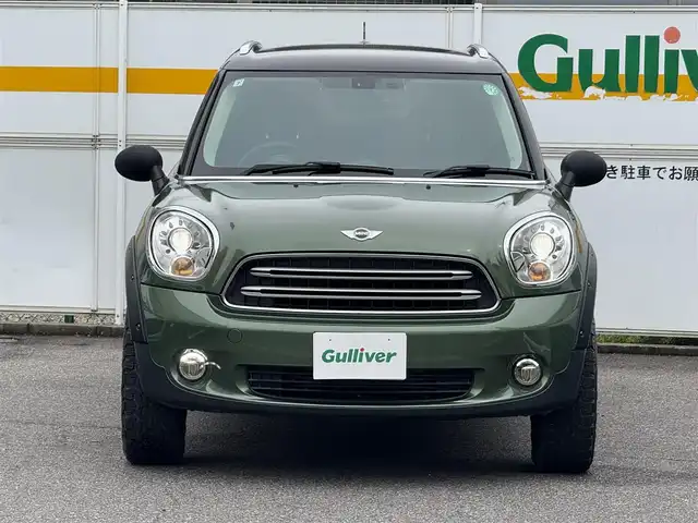 ＭＩＮＩ ミニ クロスオーバー クーパー D 愛知県 2015(平27)年 7.1万km ジャングルグリーン /正規ディーラー車//禁煙車//ジャングルグリーン//ミントパッケージ//バイキセノンオートヘッドライト//LEDフォグランプ//レインセンサー//ヒ―テッドウィンドスクリーン//BFグッドリッチオフロードタイヤ//ALL-TERRAIN T/A KO2//社外16インチアルミホイール//リフトアップ//社外オーバーフェンダー//社外ミラーカバー//カロッツェリアナビ//フルセグ/Bluetooth/SD/CD/DVD/MSV/AUX//バックカメラ//ETC//前後ドライブレコーダー//社外ツイータースピーカー//社外ウーファー//MTモード付きAT//DSC//ルーフレール//グリーンインテリアパネル//革巻きステアリング//チルト＆テレスコピックステアリング//プッシュスタートボタン//スペアキー//フロアマット//シートリフター//電動格納ミラー//保証書//取扱説明書//ナビ取扱説明書//点検整備記録簿H28.29.R4.6