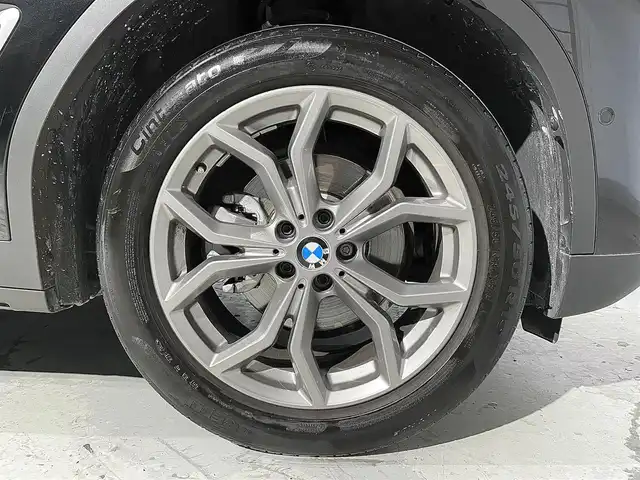 ＢＭＷ Ｘ３ xDrive20d Xライン 道央・札幌 2020(令2)年 3.7万km サファイアブラックP ワンオーナー/セレクトパッケージ/・電動パノラマガラスサンルーフ/・harman/kardonサラウンドサウンドシステム/ハイラインパッケージ/・電動調節ランバーサポート(D/N)/・シートヒーティング(フロント/リヤ)/ドライビングアシストプラス/・ACC/アクティブクルーズコントロール/・レーンディパーチャーウォーニング/・レーンチェンジウォーニング/・クロストラフィックウォーニング/・衝突回避被害軽減ブレーキ/パーキングアシストプラス/・PDC/パークディスタンスコントロール/・パーキングアシスト/BMWヘッドアップディスプレイ/BMWライブコックピット/アダプティブLEDヘッドライト/オートマチックテールゲートオペレーション/ヴァーネスカ・レザーシート/ワイヤレスチャージング/HiFiスピーカーシステム/AppleCarPlay/TVチューナー