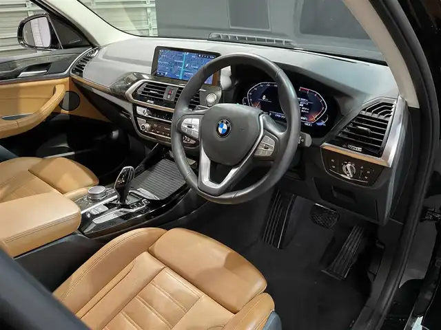 ＢＭＷ Ｘ３ xDrive20d Xライン 道央・札幌 2020(令2)年 3.7万km サファイアブラックP ワンオーナー/セレクトパッケージ/・電動パノラマガラスサンルーフ/・harman/kardonサラウンドサウンドシステム/ハイラインパッケージ/・電動調節ランバーサポート(D/N)/・シートヒーティング(フロント/リヤ)/ドライビングアシストプラス/・ACC/アクティブクルーズコントロール/・レーンディパーチャーウォーニング/・レーンチェンジウォーニング/・クロストラフィックウォーニング/・衝突回避被害軽減ブレーキ/パーキングアシストプラス/・PDC/パークディスタンスコントロール/・パーキングアシスト/BMWヘッドアップディスプレイ/BMWライブコックピット/アダプティブLEDヘッドライト/オートマチックテールゲートオペレーション/ヴァーネスカ・レザーシート/ワイヤレスチャージング/HiFiスピーカーシステム/AppleCarPlay/TVチューナー
