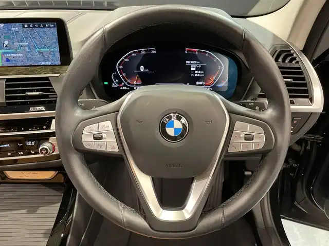 ＢＭＷ Ｘ３ xDrive20d Xライン 道央・札幌 2020(令2)年 3.7万km サファイアブラックP ワンオーナー/セレクトパッケージ/・電動パノラマガラスサンルーフ/・harman/kardonサラウンドサウンドシステム/ハイラインパッケージ/・電動調節ランバーサポート(D/N)/・シートヒーティング(フロント/リヤ)/ドライビングアシストプラス/・ACC/アクティブクルーズコントロール/・レーンディパーチャーウォーニング/・レーンチェンジウォーニング/・クロストラフィックウォーニング/・衝突回避被害軽減ブレーキ/パーキングアシストプラス/・PDC/パークディスタンスコントロール/・パーキングアシスト/BMWヘッドアップディスプレイ/BMWライブコックピット/アダプティブLEDヘッドライト/オートマチックテールゲートオペレーション/ヴァーネスカ・レザーシート/ワイヤレスチャージング/HiFiスピーカーシステム/AppleCarPlay/TVチューナー