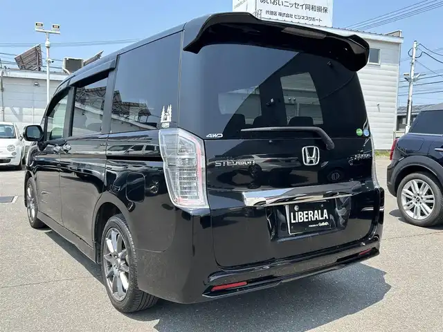 ホンダ ステップワゴン スパーダ Z クールスピリット 青森県 2013(平25)年 11.1万km プレミアムスパークルブラックパール ・４WD/・寒冷地仕様/・純正ワイドナビ/・CD/DVD/SD/USB/フルセグ/・バックカメラ/・ビルトインETC/・クルーズコントロール/・両側パワースライドドア/・社外17インチAW/・スペアキー/・取扱説明書