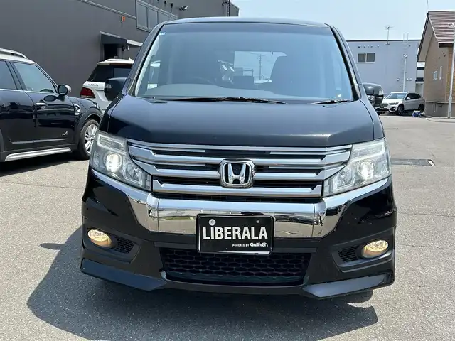 ホンダ ステップワゴン スパーダ Z クールスピリット 青森県 2013(平25)年 11.1万km プレミアムスパークルブラックパール ・４WD/・寒冷地仕様/・純正ワイドナビ/・CD/DVD/SD/USB/フルセグ/・バックカメラ/・ビルトインETC/・クルーズコントロール/・両側パワースライドドア/・社外17インチAW/・スペアキー/・取扱説明書