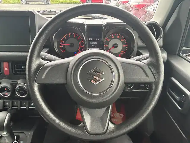 スズキ ジムニー XL 宮城県 2025(令7)年 0.1万km未満 ミディアムグレー セーフティサポート/・デュアルセンサーブレーキサポート/・誤発進抑制機能/・車線逸脱警報機能/・ふらつき警報機能/・先行車発進お知らせ機能/・標識認識機能/・ハイビームアシスト/リアパーキングセンサー/シートヒーター/オートライト/フォグランプ/電動格納ミラー/純正16インチスチールホイール/W/サイド/カーテンエアバッグ