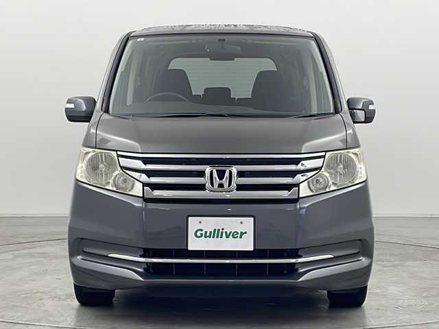 ホンダ ステップワゴン G Eセレクション 群馬県 2013(平25)年 12.4万km ポリッシュドメタルメタリック 純正9型ナビ 純正9型後席モニター　バックカメラ　両側電動スライドドア　純正ビルトインETC アイドリングストップ　ステアリングリモコン　HIDヘッドライト　オートライト　スマートキー　禁煙車