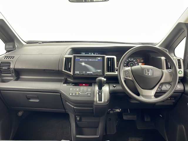 ホンダ ステップワゴン G Eセレクション 群馬県 2013(平25)年 12.4万km ポリッシュドメタルメタリック 純正9型ナビ 純正9型後席モニター　バックカメラ　両側電動スライドドア　純正ビルトインETC アイドリングストップ　ステアリングリモコン　HIDヘッドライト　オートライト　スマートキー　禁煙車