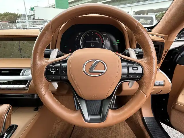 レクサス ＬＣ 500h Sパッケージ 愛知県 2017(平29)年 3.3万km ガーネットレッドマイカ 純正メーカーナビ/（AM/FM/CD/BT/SD)/フルセグTV/バックカメラ/マークレビンソン/ハーフレザーシート/レーントレーシングアシスト/純正21インチAW/ビルトイン2.0ETC/運転席＆助手席パワーシート/パドルシフト/ステアリングスィッチ/プッシュスタート/スマートキー