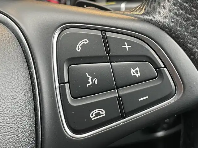 メルセデス・ベンツ ＣＬＡ１８０ Sブレイク AMG スタイル 千葉県 2018(平30)年 2.5万km ポーラホワイト レーダーセーフティパッケージ/　衝突軽減ブレーキ/レーンキープアシスト/　レーダークルーズコントロール/オートハイビーム/　クリアランスソナー/ブラインドスポットモニター/純正メーカーナビ/　フルセグ/BT/CD/DVD/USB/カープレイ/バックカメラ/パドルシフト/ステアリングスイッチ/ハーフレザーシート/LEDヘッドライト/オートライト/スマートキー/プッシュスタート/純正フロアマット