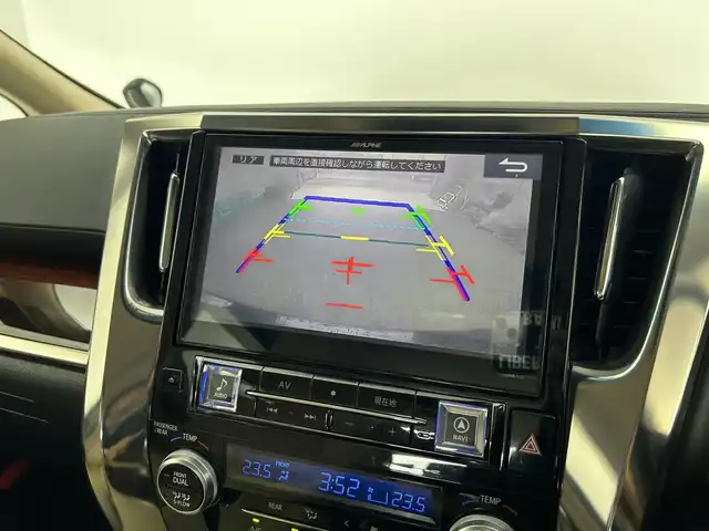 トヨタ アルファードハイブリット G 愛知県 2015(平27)年 8.7万km ブラック １０インチアルパインナビ　/バックカメラ　/アルパインフリップダウンモニター　/ハーフレザー　/クルコン　/ＥＴＣ　/ドラレコ　/パワスラ　/ＬＥＤライト　/前後ソナー　/フロアマット　/キーレス　/フルセグ