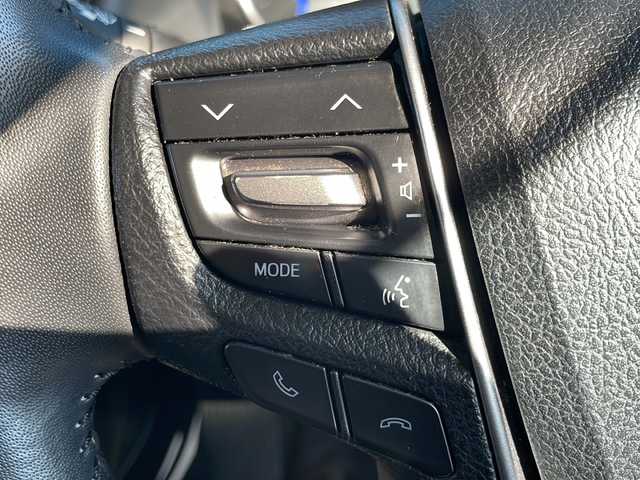 トヨタ アルファードハイブリット G 道東・釧路十勝 2015(平27)年 8.7万km ブラック １０型アルパインナビ　フリップダウンモニター　ＣＤ／ＤＶＤ再生　Ｂｌｕｅｔｏｏｔｈ　フルセグ　バッグカメラ　両側パワースライドドア　クルコン　ドラレコ　ＥＴＣ　純正１７インチＡＷ　ＬＥＤヘッドライト