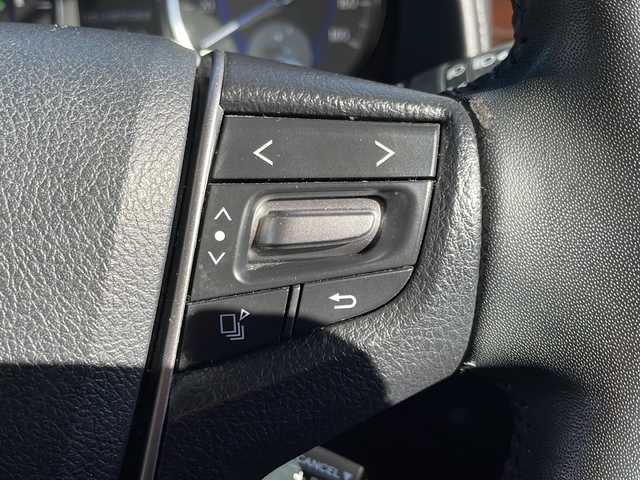 トヨタ アルファードハイブリット G 道東・釧路十勝 2015(平27)年 8.7万km ブラック １０型アルパインナビ　フリップダウンモニター　ＣＤ／ＤＶＤ再生　Ｂｌｕｅｔｏｏｔｈ　フルセグ　バッグカメラ　両側パワースライドドア　クルコン　ドラレコ　ＥＴＣ　純正１７インチＡＷ　ＬＥＤヘッドライト