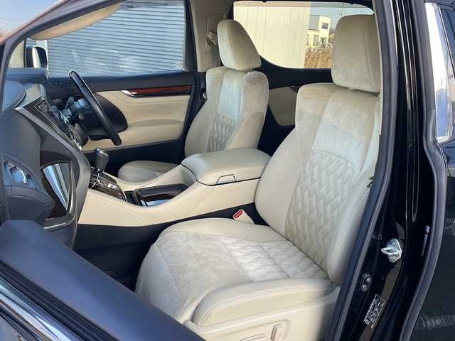 トヨタ アルファードハイブリット G 道東・釧路十勝 2015(平27)年 8.7万km ブラック ・４WD/・ALPINE１０インチナビ/（ＣＤ・ＤＶＤ・Ｂｌｕｅｔｏｏｔｈ・フルセグ・ラジオ）/・ALPINEフリップダウンモニター/・バッグカメラ　/・両側パワースライドドア/・クルーズコントロール　/・ドライブレコーダー/・ＥＴＣ/・ハーフレザーシート/・助手席オットマン/・セカンドシートオットマン/・純正１７インチアルミホイール　/・ＬＥＤヘッドライト