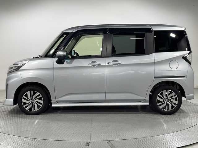 トヨタ ルーミー カスタムG 広島県 2022(令4)年 3.8万km ブライトシルバーM カロッツェリア９型ナビ/バックカメラ/両側パワースライドドア/レーダークルーズコントロール/ＥＴＣ/前後ドラレコ/コーナーセンサー/オートマチックハイビーム/衝突被害軽減ソステム/フォグランプ/レーンキープアシスト/ＬＥＤヘッドライト/エアバッグ(運転席/助手席)/純正14インチアルミホイール