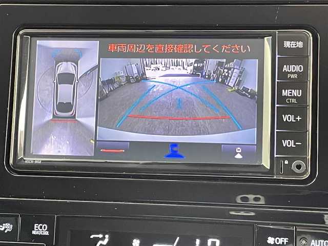 トヨタ プリウス Sツーリングセレクション 千葉県 2021(令3)年 3.9万km プラチナホワイトパールマイカ トヨタセーフティーセンス/・プリクラッシュセーフティ/・レーンディパーチャーアラート/・オートマチックハイビーム/・レーダークルーズコントロール/インテリジェントクリアランスソナー/ブラインドスポットモニター/純正SDナビ/・型式：NSCN-W68/・CD/地デジTV/Bluetooth/アラウンドビューモニター/ビルトインETC/LEDオートヘッドライト/レザーシート/シートヒーター/純正17インチアルミホイール/純正フロアマット/ステアリングスイッチ/ドアバイザー/オートエアコン/プッシュスタート/スマートキー/禁煙車