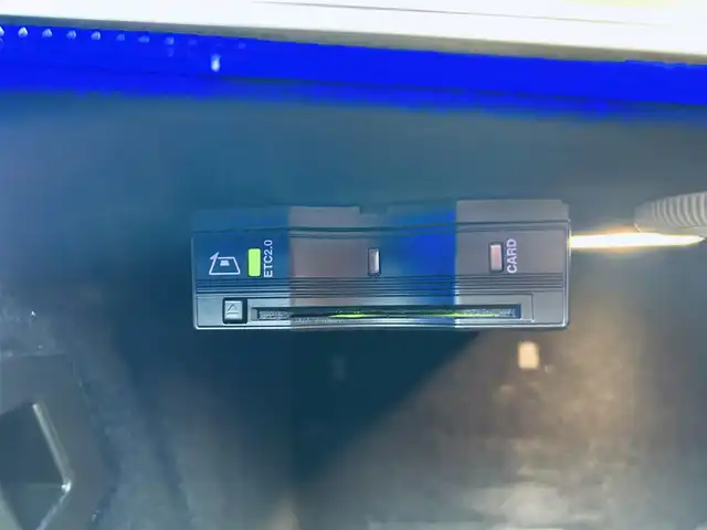 メルセデス・ベンツ Ｅ２００ SW アバンギャルド AMGライン 大阪府 2020(令2)年 2.4万km セレナイトグレー レザーエクスクルーシブP/レーダーセーフティP/サンルーフ/HUD/ブルメスター/ACC/黒革/メモリ付きパワーシート/シートヒーター/純正ナビ/TV/360度カメラ/applecarplay/純正19インチAW/LEDヘッドライト/アンビエントライト/電動リアゲート/ブラインドスポット/パフュームアトマイザー