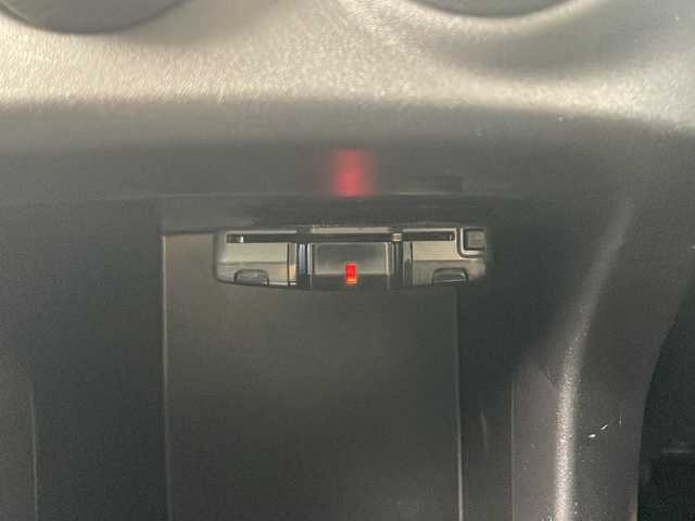 三菱 アウトランダー 24G 秋田県 2012(平24)年 6.7万km アメジストブラック 4WD /社外ナビ(Bluetooth フルセグTV AM/FM） /ETC /オートライト /電動格納ミラー /純正フロアマット /ドアバイザー /本革巻ステアリング　/横滑り防止装置