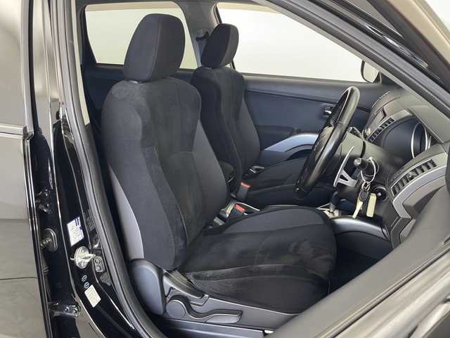 三菱 アウトランダー 24G 秋田県 2012(平24)年 6.7万km アメジストブラック 4WD /社外ナビ(Bluetooth フルセグTV AM/FM） /ETC /オートライト /電動格納ミラー /純正フロアマット /ドアバイザー /本革巻ステアリング　/横滑り防止装置