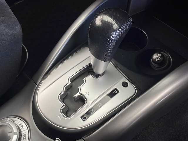 三菱 アウトランダー 24G 秋田県 2012(平24)年 6.7万km アメジストブラック 4WD /社外ナビ(Bluetooth フルセグTV AM/FM） /ETC /オートライト /電動格納ミラー /純正フロアマット /ドアバイザー /本革巻ステアリング　/横滑り防止装置