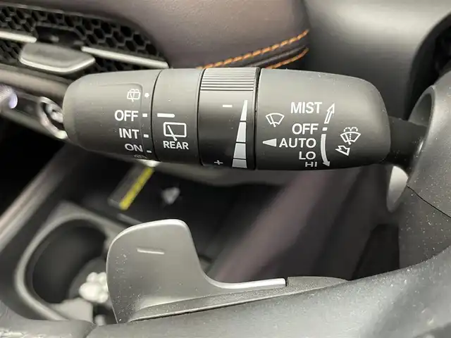 ホンダ ＺＲ－Ｖ ハイブリッド e:HEV Z 滋賀県 2024(令6)年 1.9万km プラチナホワイトパール 純正９インチナビ/(フルセグ/USB/Bluetooth/AppleCarPlay/AndroidAuto)/ＢＳＭ/BOSEプレミアムサウンド/全方位カメラ/ETC2.0/前後ドライブレコーダー/レザーシート/ＬＥＤ/シートヒーター/ステアリングヒーター/オートライト/オートハイビーム/レーダークルーズコントロール/パワーバックドア/電子パーキング/オートホールドブレーキ/プッシュスタート/スマートキー