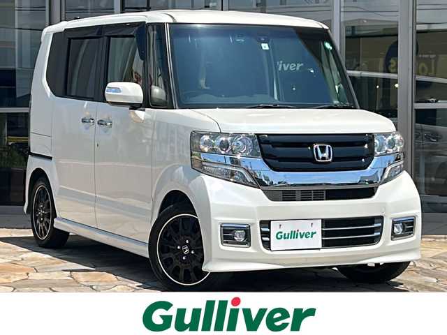 ホンダ Ｎ ＢＯＸ カスタム ターボ SSブラックSパッケージ 静岡県 2017(平29)年 6.5万km プレミアムホワイトパールⅡ 社外ナビ/・フルセグＴＶ/・CD/DVD/Bluetooth/MSV/ラジオ/主要装備/・バックカメラ/・ＥＴＣ/・シートヒーター/・両側パワースライドドア/・ハーフレザーシート/・クルーズコントロール/・ＨＩＤヘッドライト/・あんしんパッケージ/・プッシュスタート/・スマートキー
