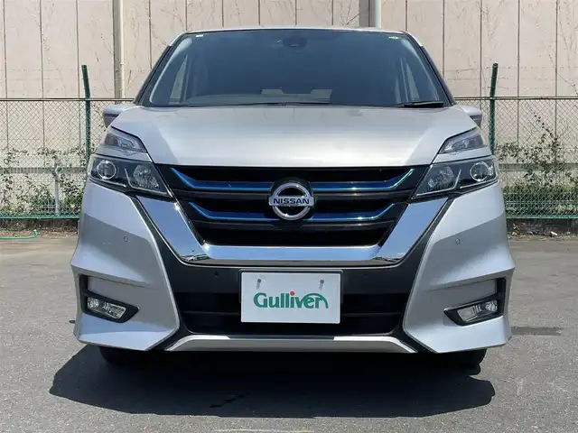 日産 セレナ e－パワー ハイウェイスター V 東京都 2018(平30)年 1.1万km ブリリアントシルバー 純正ナビ/アラウンドビューモニター/デジタルミラー/エマージェンシーブレーキ/車線逸脱警報/ソナー/プロパイロット/ハンズフリーオートスライドドア/ＥＴＣ/ドライブレコーダー/シートヒーター