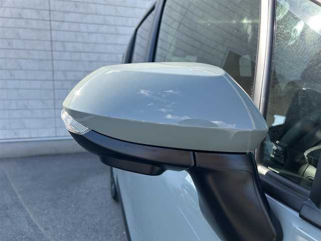 トヨタ シエンタ ハイブリッド Z 福岡県 2025(令7)年 0.1万km未満 アーバンカーキ 登録済未使用車純正10.5インチディスプレイオーディオナビ(フルセグTV/Miracast/BT)全方位モニタートヨタセーフティーコーナーセンサー両側パワスラレーダークルコンBSMパーキングアシストドラレコETCUSBポート純正LEDヘッドライトプッシュスタートスマートキー