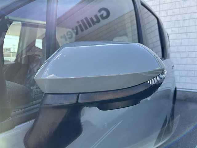 トヨタ シエンタ ハイブリッド Z 福岡県 2025(令7)年 0.1万km未満 アーバンカーキ 登録済未使用車純正10.5インチディスプレイオーディオナビ(フルセグTV/Miracast/BT)全方位モニタートヨタセーフティーコーナーセンサー両側パワスラレーダークルコンBSMパーキングアシストドラレコETCUSBポート純正LEDヘッドライトプッシュスタートスマートキー