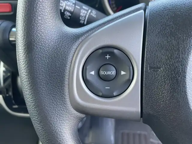 ホンダ Ｎ ＢＯＸ カスタム G Lパッケージ 岩手県 2012(平24)年 7.9万km クリスタルブラックパール (株)IDOMが運営する【じしゃロン盛岡店】の自社ローン専用車両になりますこちらは現金またはオートローンご利用時の価格です。自社ローンご希望の方は別途その旨お申付け下さい/片側パワースライドドア/純正ナビ/CD/DVD/ワンセグ/SD/プッシュスタート/スマートキー/スペアキー/ステアリングスイッチ/オートライト/フォグライト/バックカメラ/電動格納ミラー