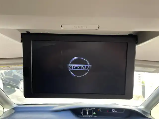 日産 セレナ ハイウェイスター G 熊本県 2016(平28)年 7.8万km ブリリアントホワイトパール 2トーン プロパイロット/プッシュスタート/純正ナビ/（CD・DVD・フルセグTV・BTオーディオ・SD）/アラウンドビューモニター/ETC/純正フリップダウンモニター/ドライブレコーダー/純正16インチAW/両側パワースライドドア/LEDヘッドライト/オートライト/フォグライト/前後コーナーセンサー/横滑り防止装置/ウィンカーミラー/新車保証書/取扱説明書/スマートスペアキー×1本