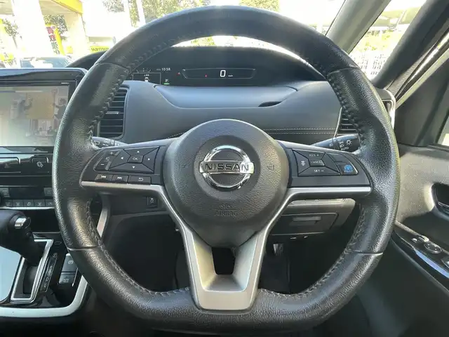 日産 セレナ ハイウェイスター G 熊本県 2016(平28)年 7.8万km ブリリアントホワイトパール 2トーン プロパイロット/プッシュスタート/純正ナビ/（CD・DVD・フルセグTV・BTオーディオ・SD）/アラウンドビューモニター/ETC/純正フリップダウンモニター/ドライブレコーダー/純正16インチAW/両側パワースライドドア/LEDヘッドライト/オートライト/フォグライト/前後コーナーセンサー/横滑り防止装置/ウィンカーミラー/新車保証書/取扱説明書/スマートスペアキー×1本