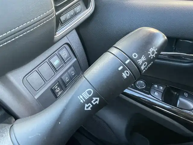 日産 セレナ ハイウェイスター G 熊本県 2016(平28)年 7.8万km ブリリアントホワイトパール 2トーン プロパイロット/プッシュスタート/純正ナビ/（CD・DVD・フルセグTV・BTオーディオ・SD）/アラウンドビューモニター/ETC/純正フリップダウンモニター/ドライブレコーダー/純正16インチAW/両側パワースライドドア/LEDヘッドライト/オートライト/フォグライト/前後コーナーセンサー/横滑り防止装置/ウィンカーミラー/新車保証書/取扱説明書/スマートスペアキー×1本