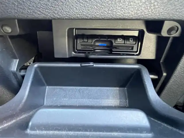 日産 セレナ ハイウェイスター G 熊本県 2016(平28)年 7.8万km ブリリアントホワイトパール 2トーン プロパイロット/プッシュスタート/純正ナビ/（CD・DVD・フルセグTV・BTオーディオ・SD）/アラウンドビューモニター/ETC/純正フリップダウンモニター/ドライブレコーダー/純正16インチAW/両側パワースライドドア/LEDヘッドライト/オートライト/フォグライト/前後コーナーセンサー/横滑り防止装置/ウィンカーミラー/新車保証書/取扱説明書/スマートスペアキー×1本