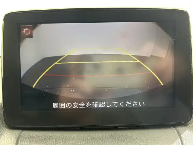 マツダ デミオ 13S ツーリング 愛媛県 2017(平29)年 4万km スノーフレイクホワイトパールマイカ 純正SDナビ/(Bluetooth/フルセグ)/バックカメラ/レーダークルーズコントロール/衝突被害軽減ブレーキ/レーンキープアシスト/コーナーセンサー/シートヒーター/ヘッドアップディスプレイ/ブラインドスポットモニター/ETC/ドアバイザー/オートマチックハイビーム/オートライト/プッシュスタート