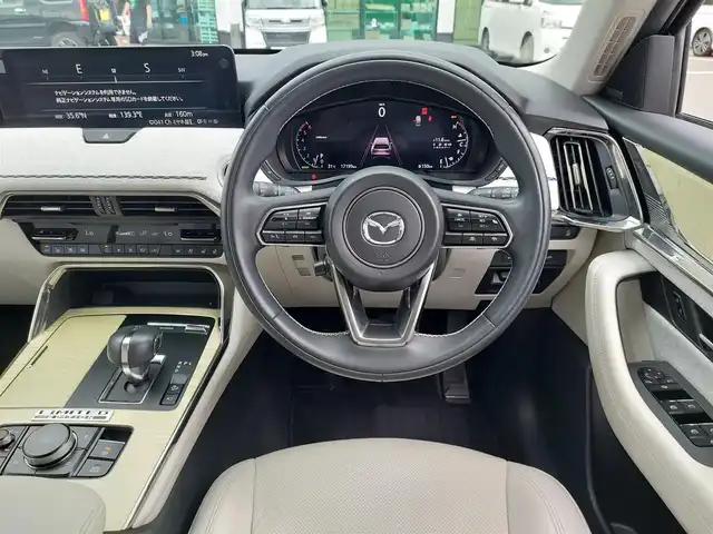 マツダ ＣＸ－６０ XD HV プレミアムモダン 東京都 2023(令5)年 1.8万km ロジウムホワイトプレミアムメタリック 純正ナビ/BOSEサウンドシステム/アラウンドビューモニター/アダプティブクルーズコントロール/パワーバックドア/サンルーフ/純正アルミホイール/デジタルインナーミラー/ブラインドスポットモニター/ヘッドアップディスプレイ/パワーシート/ビルトインETC/プッシュスタート/キーレスエントリー/アイドリングストップ/コーナーセンサー/Bluetooth/衝突軽減ブレーキ
