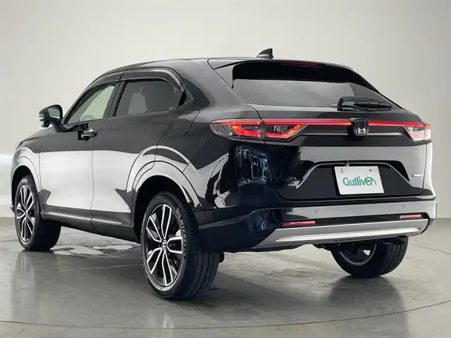 ホンダ ヴェゼル ハイブリッド e:HEV Z 愛知県 2022(令4)年 4.2万km クリスタルブラックパール 純正９型ナビ　全方位カメラ　禁煙車　フルセグＴＶ　カープレイ　ワイヤレス充電　ハーフレザー　シートヒーター　電動リゲート　電動パーキング　ホンダセンシング　衝突軽減　追従クルコン　ＬＥＤオートライト　前後ドライブレコーダー　BSM　ダウンヒルアシスト