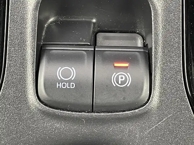 トヨタ カローラ クロス ハイブリッド Z 福島県 2022(令4)年 5.4万km プラチナホワイトパールマイカ ４WD/ディスプレイオーディオ/【AM/FM/Bluetooth】/バックカメラ/ETC/オートライト/LEDヘッドライド/プッシュスタート/スマートキー/スペアキー/コーナーセンサー/ハーフレザーシート/パワーシート（運転席）/ハンドルヒーター/シートヒーター（運転席/助手席）/電動リアゲート