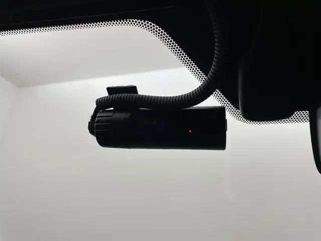 レクサス ＮＸ 300h Fスポーツ 群馬県 2020(令2)年 3万km レッドマイカクリスタルシャイン 三眼フルLEDヘッドランプ（ロー・ハイビーム）/　　　＋アダプティブハイビームシステム[AHS]/　　　＋ヘッドランプクリーナー/純正メーカーナビ　10.3インチワイドディスプレイ/・CD/DVD/Bluray/SD(MSV)/USB/Bluetooth//Miracast/＝＝＝＝＝/三眼ＬＥＤヘッドライト　純正メーカーナビ　パノラミックモニター　黒本革シート　パワーシート　　シートベンチレーション　レクサスセーフティシステムプラス　追従クルコン　パワーバックドア　純正ＡＷ　禁煙車