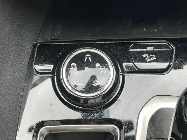 プジョー ５００８ GTライン ブルーHDi 滋賀県 2019(令1)年 6.9万km アマゾナイトグレー 純正8インチナビ/(Bluetooth/USB)/サンルーフ/レーダークルーズコントロール/クリアランスソナー/全方位カメラ/パワーバックドア/ETC/前後ドライブレコーダー/シートヒーター/シートベンチレーション/レザーシート/LEDヘッドライト/オートライト/オートハイビーム/ステアリングスイッチ/プッシュスタート/スペアキー