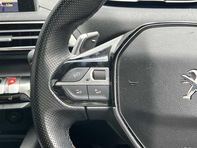 プジョー ５００８ GT ブルーHDi 福岡県 2019(令1)年 6.9万km アマゾナイトグレー ファーストクラスＰＫＧ　/ナッパーレザー　/シートヒーター　/ランバーサポート　/ナビ　/ＴＶ/AppleＣａｒＰｌａｙ・AndroidAuto/パノラマビュー/パノラマルーフ　/アクティブセーフティブレーキ/ＡＣＣ　/ＢＳＭ/レーンキープアシスト/パークアシスト　/前後ソナー/ディレクショナルヘッドライト/アンビエントライト/パフューム　/パワーテールゲート/置くだけ充電　/前後ドラレコ/ＥＴＣ