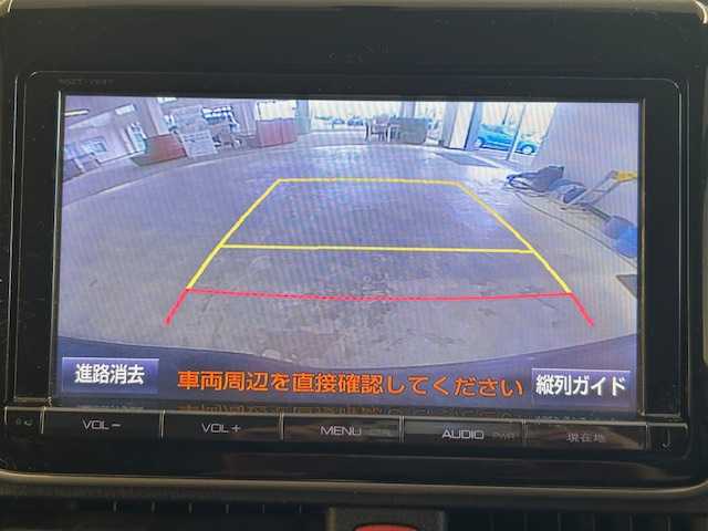 トヨタ エスクァイア Gi 静岡県 2015(平27)年 14.1万km スパークリングブラックパールクリスタルシャイン (株)IDOMが運営する【じしゃロン浜松店】の自社ローン専用車両になりますこちらは現金またはオートローンご利用時の価格です。自社ローンご希望の方は別途その旨お申付け下さい/純正ＳＤナビ(NSZT-Y64T)/SD/CD/DVD/フルセグTV/Bluetooth/３列シート/運転席＆助手席シートヒーター/ホット＆クールボックス/クルーズコントロール/ＭＴモード付ＡＴ/オートライト/ＥＴＣ/バックカメラ/スマートキー