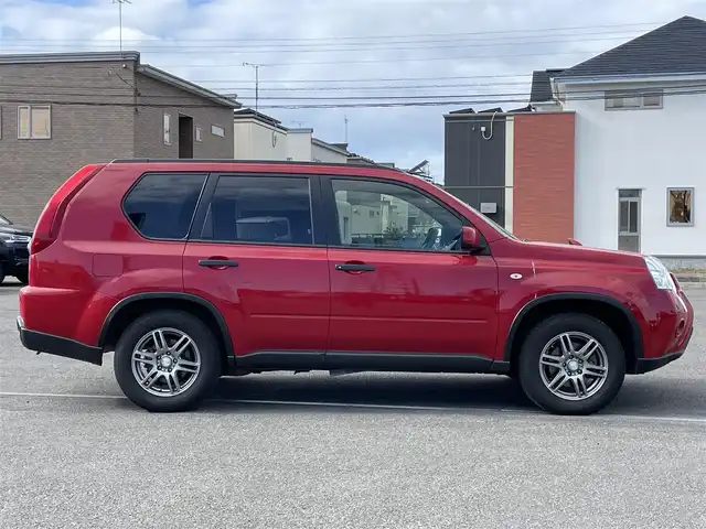 日産 エクストレイル 20S 道央・札幌 2014(平26)年 1.4万km バーニングレッド ４WD/ワンオーナー/社外オーディオ/AM/FM/CD/BT/横滑り防止装置/ヒルディセントコントロール/ETC/カプロンシート/リモコンキー/ハロゲンヘッドライト/ヘッドライトレベライザー/電動格納ミラー/純正フロアマット/スチールホイール付冬タイヤ積込/（純正ホイールキャップ付）/215/65/R16/2014年/山6mm