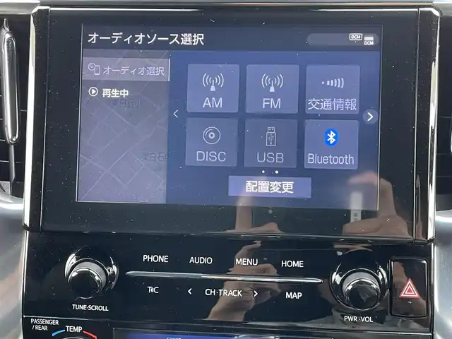 トヨタ アルファード S タイプゴールド 道央・札幌 2020(令2)年 5.9万km ホワイトパールクリスタルシャイン ・4WD/・寒冷地仕様/・衝突軽減ブレーキ/・純正ディスプレイオーディオ/CD&DVD&BT/・両側電動パワースライドドア/・パワーバックドア/・フリップダウンモニター/・ビルトインETC/・前後コーナーセンサー/・クリアランスソナー(後ろのみ)/・レーダークルーズコントロール/・ハーフレザーシート/・ウォークスルー/・ABS/・アイドリングストップ/・レーンキープアシスト/・横滑り防止装置/・盗難防止装置/・オートライト/・オートマチックハイビーム/・3眼LEDヘッドライト/・純正AW付夏タイヤ/・エンジンスターター/・保証書/・取扱説明書
