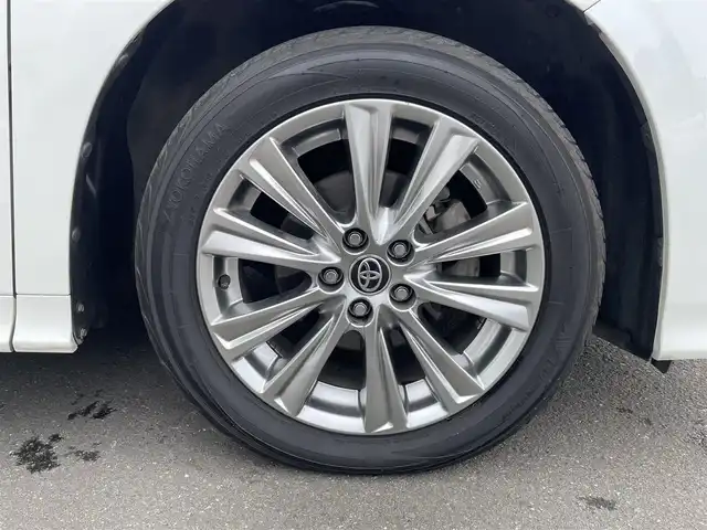 トヨタ アルファード S タイプゴールド 道央・札幌 2020(令2)年 5.9万km ホワイトパールクリスタルシャイン ・4WD/・寒冷地仕様/・衝突軽減ブレーキ/・純正ディスプレイオーディオ/CD&DVD&BT/・両側電動パワースライドドア/・パワーバックドア/・フリップダウンモニター/・ビルトインETC/・前後コーナーセンサー/・クリアランスソナー(後ろのみ)/・レーダークルーズコントロール/・ハーフレザーシート/・ウォークスルー/・ABS/・アイドリングストップ/・レーンキープアシスト/・横滑り防止装置/・盗難防止装置/・オートライト/・オートマチックハイビーム/・3眼LEDヘッドライト/・純正AW付夏タイヤ/・エンジンスターター/・保証書/・取扱説明書